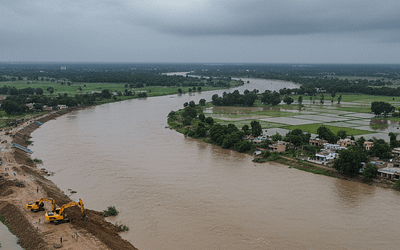Flood Alert in Multan: Sher Shah Embankment Breach Planned as Chenab River Swells